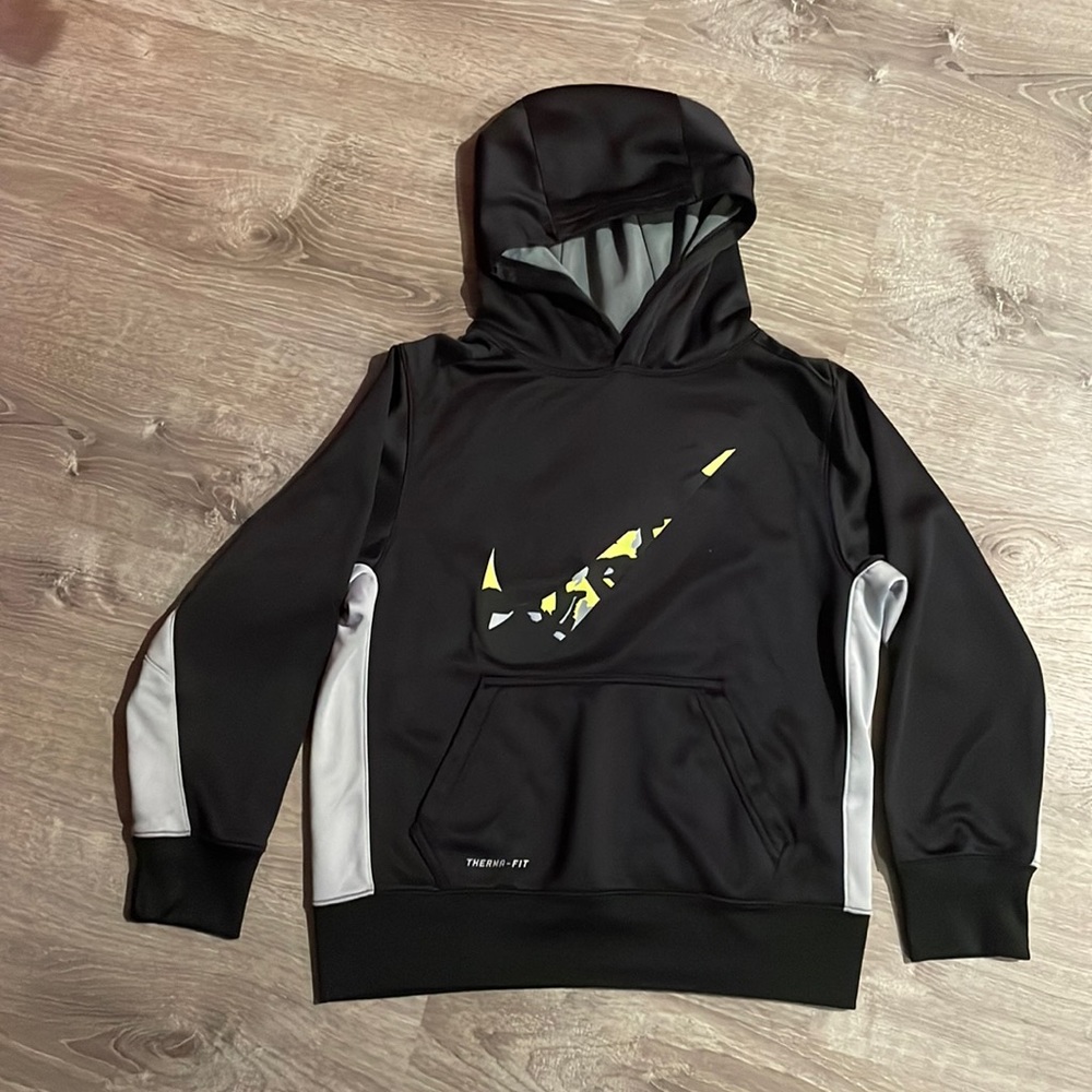 Black Nike hoodie